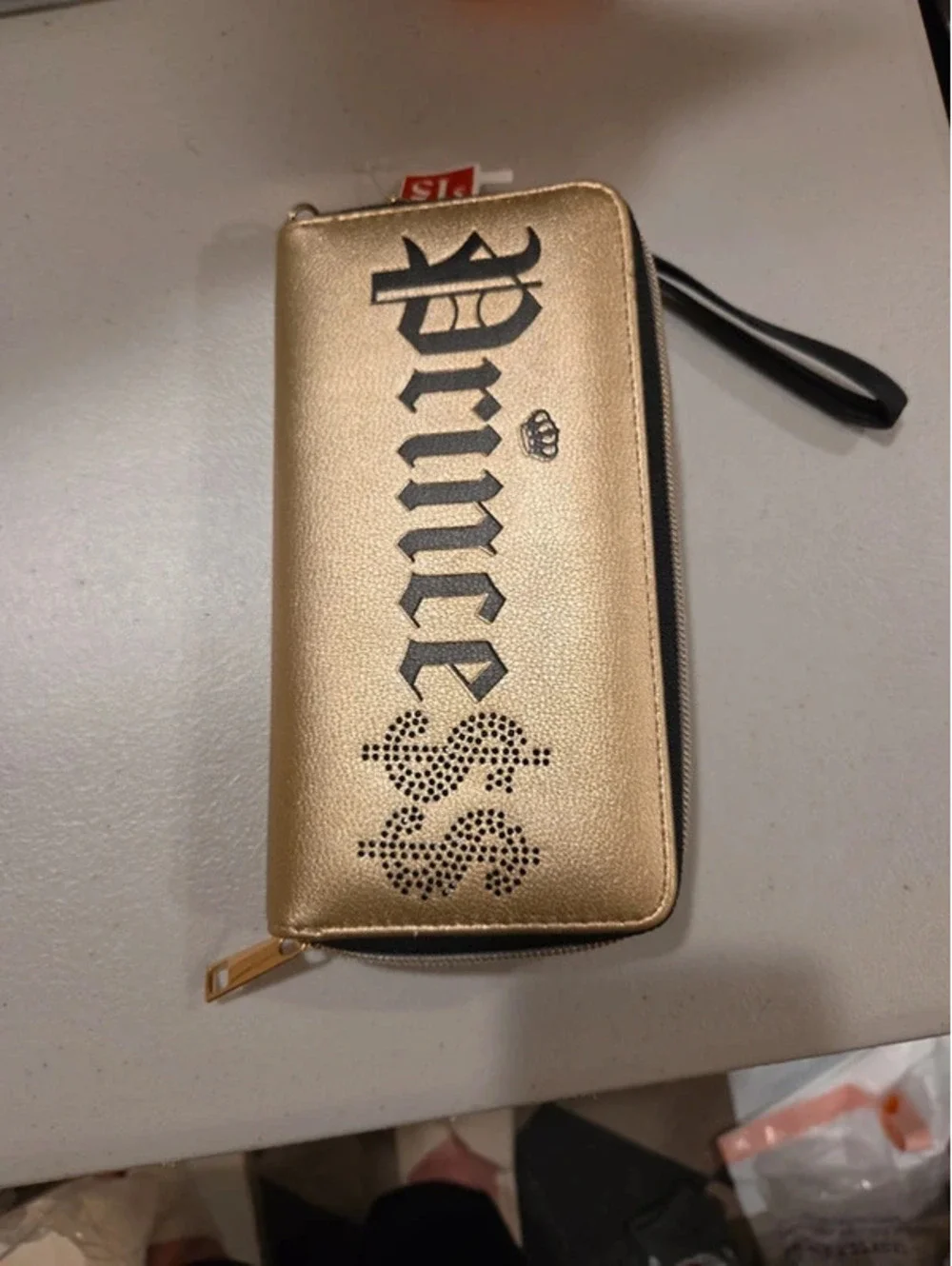 Princess wallet with strap